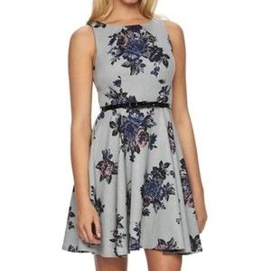 Elle Floral Summer Dress. Gray and Purple. Size 8.